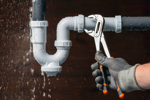 Professional Emergency Plumber technician working in Newville, PA